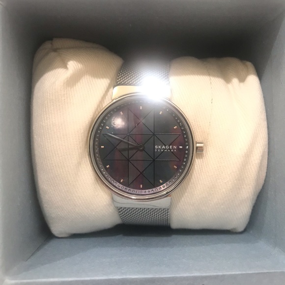 Skagen SKW2833 Quartz Silver Watch - Picture 4 of 6